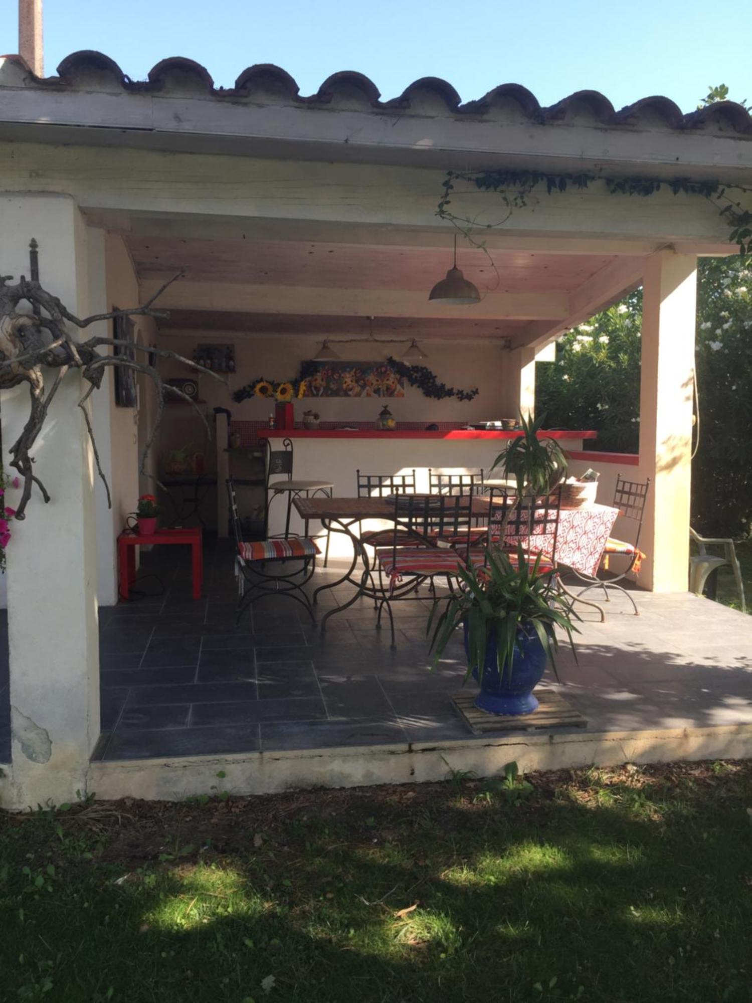 Revees Au Pin Parasol Le Thor