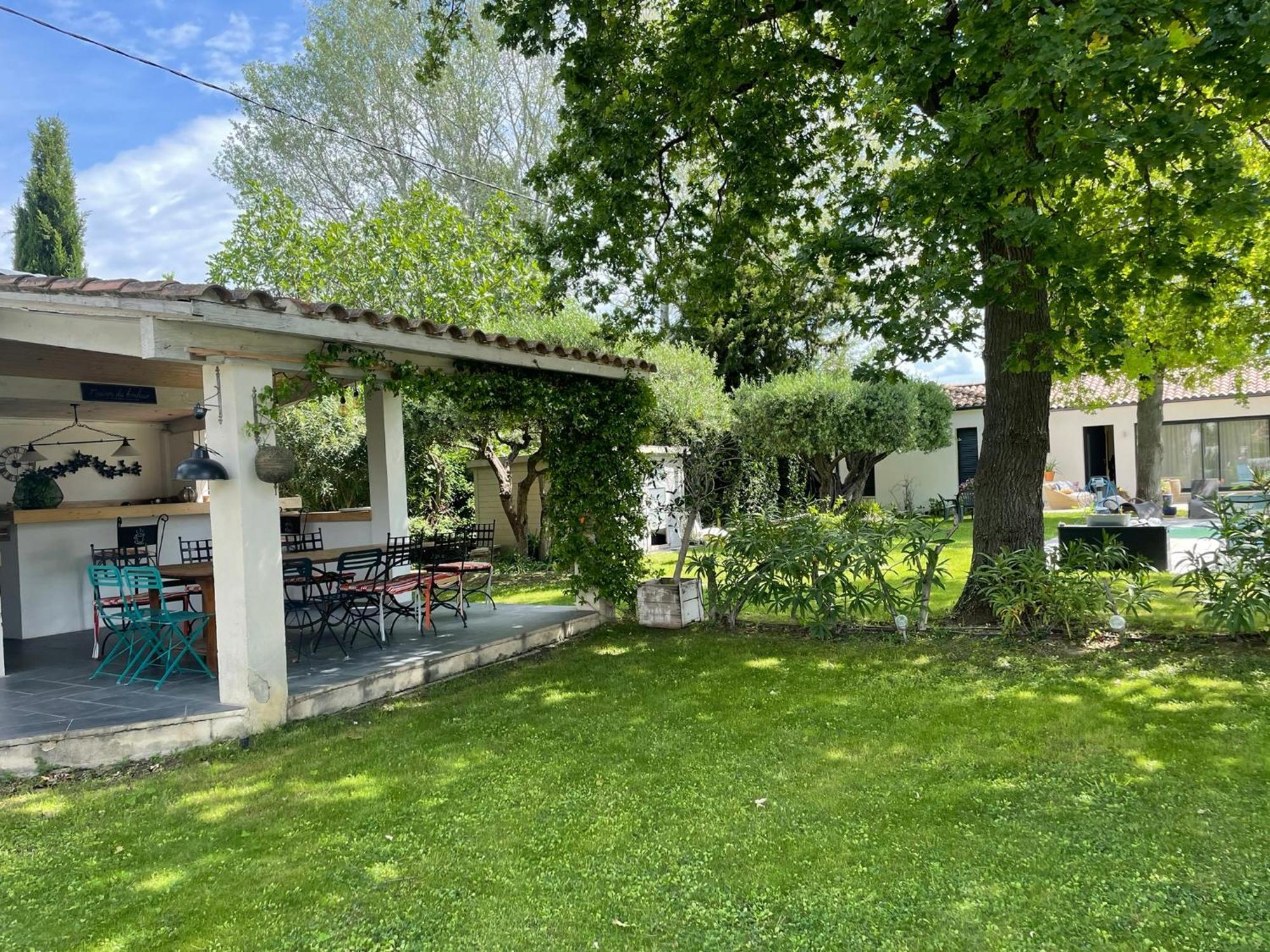 Villa Revees Au Pin Parasol Le Thor