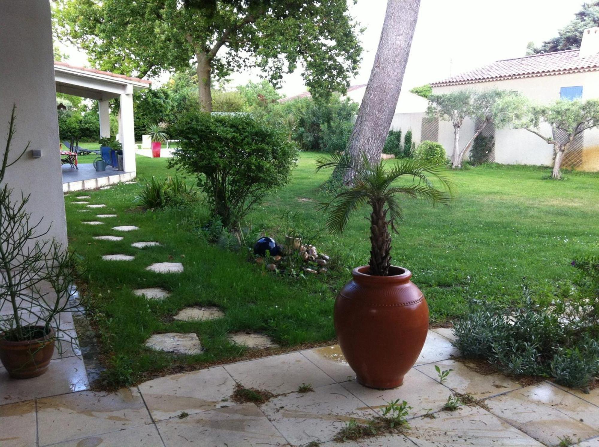 Villa Revees Au Pin Parasol Le Thor