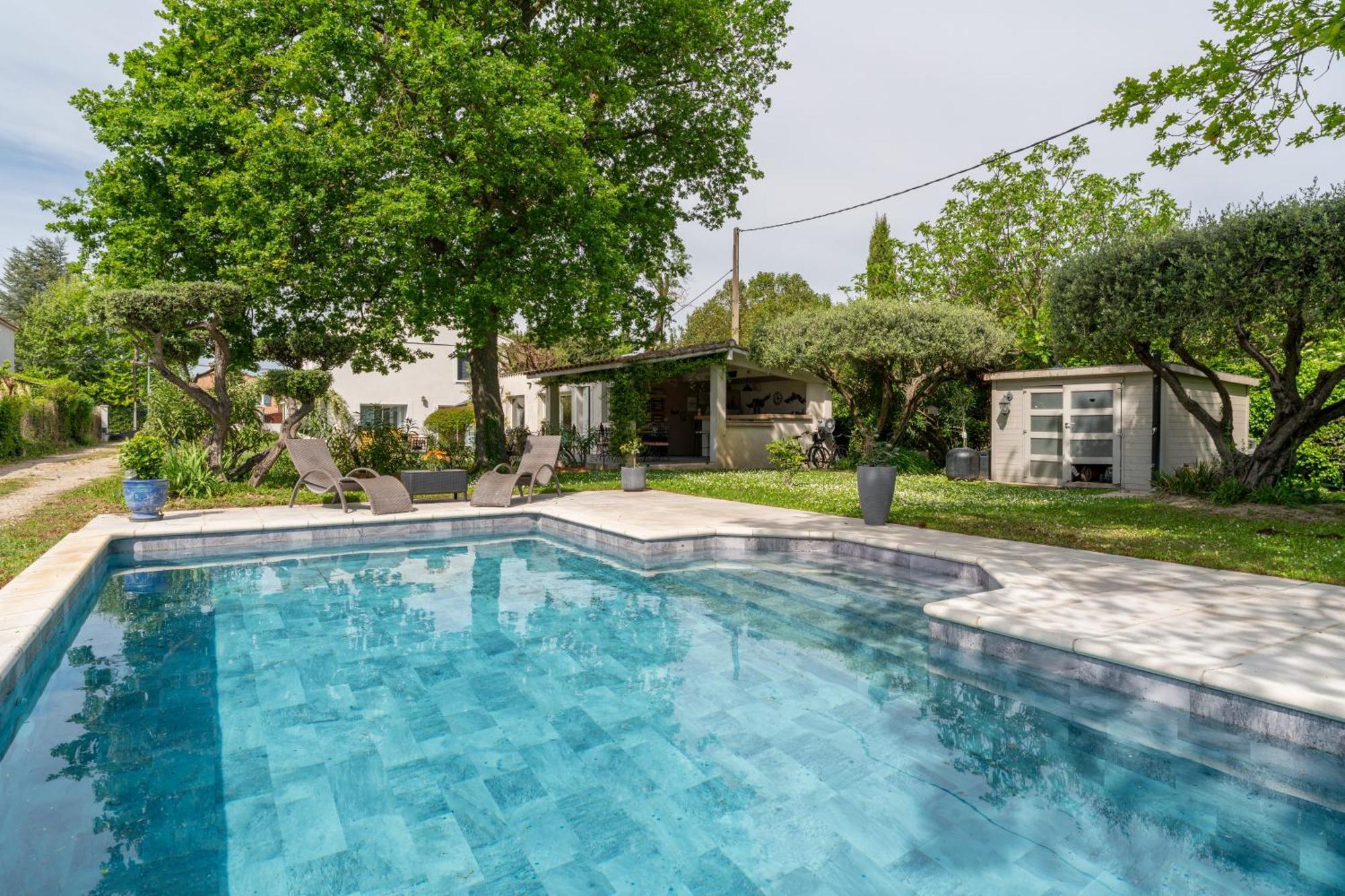 Villa Revees Au Pin Parasol Le Thor