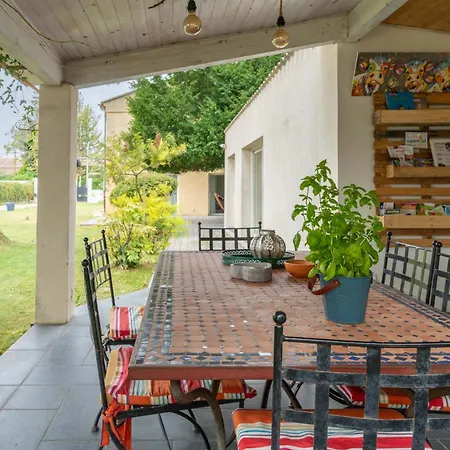 Vacances Revees Au Pin Parasol Le Thor Exterior photo