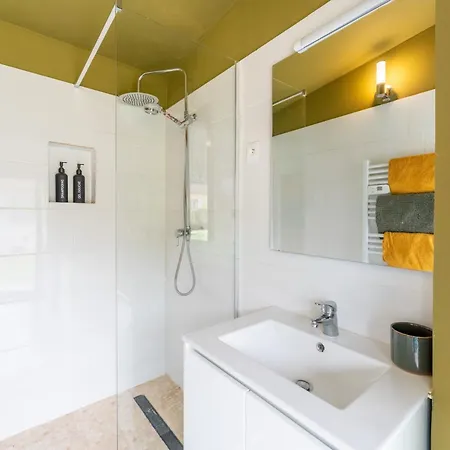 Vacances Revees Au Pin Parasol Le Thor Exterior photo